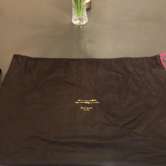 Kate Spade black patent leather handbag. - Picture 5 of 14